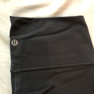 Lululemon mesh wunder unders